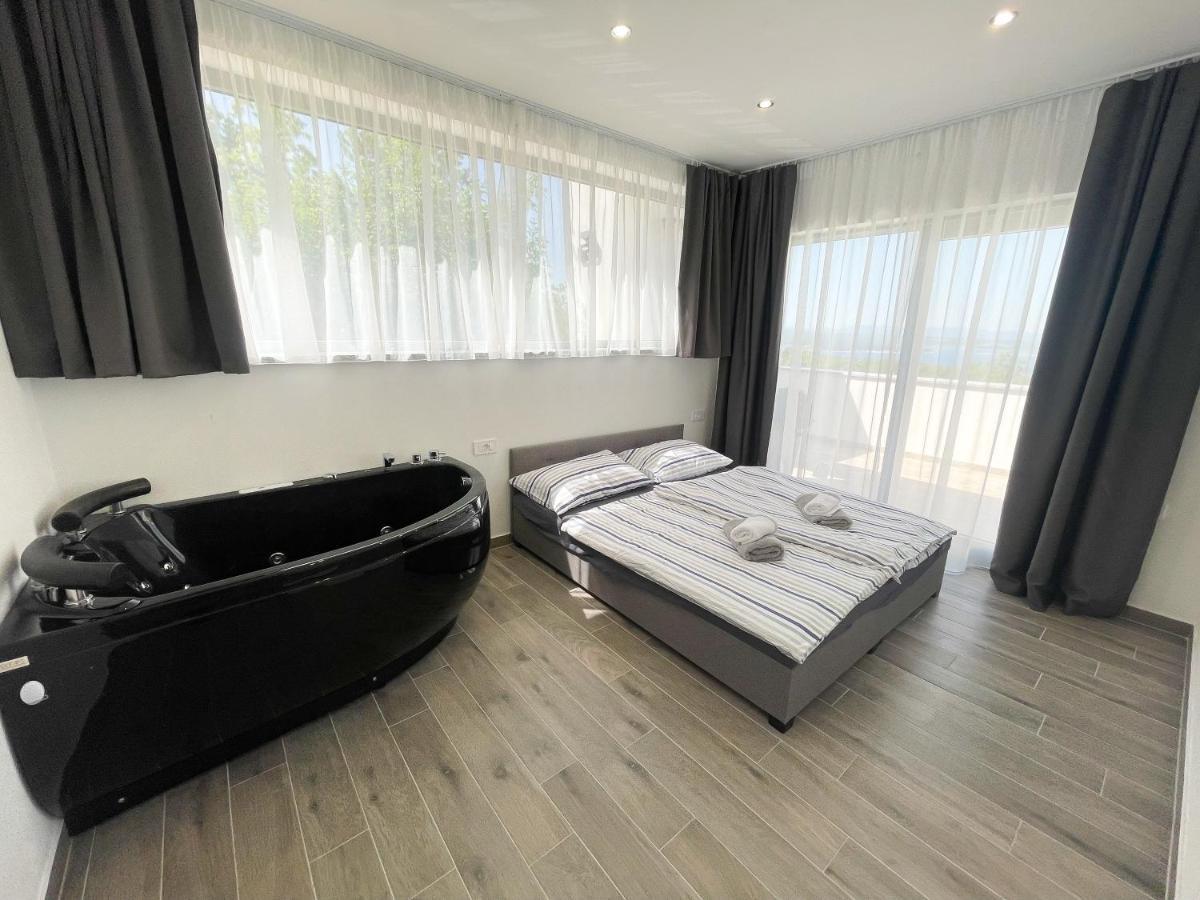 Villa Linda Цриквеница Экстерьер фото